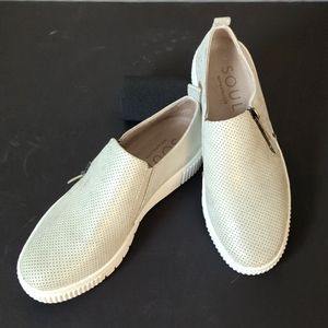 SOUL Naturalizer Turner Side-Zip Slip On, Size 7